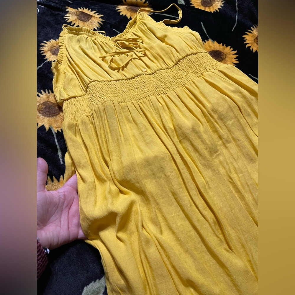 Gorgeous yellow sundress